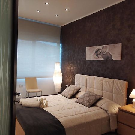 Twin House Appartement Tito Buitenkant foto